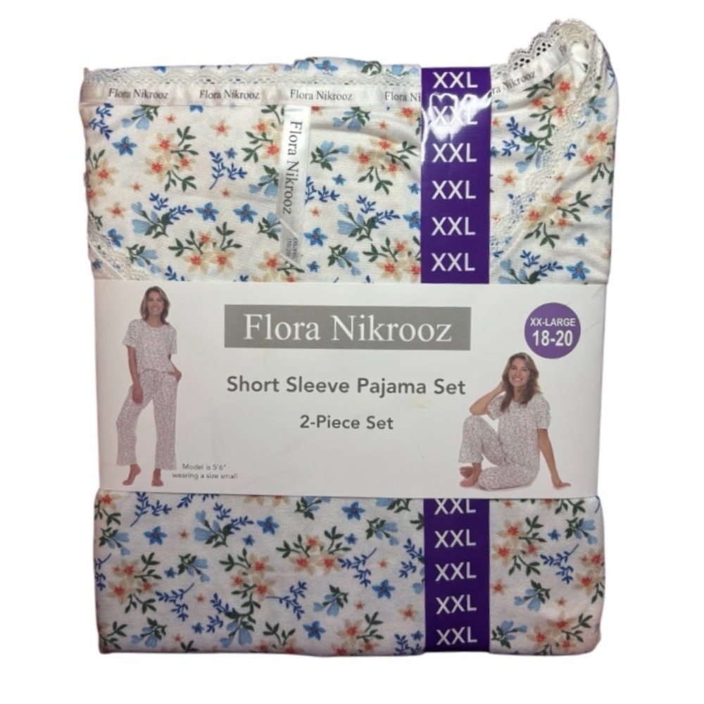 Flora Nikrooz White and Blue Floral Pajama Set Short Sleeve Pockets 😍